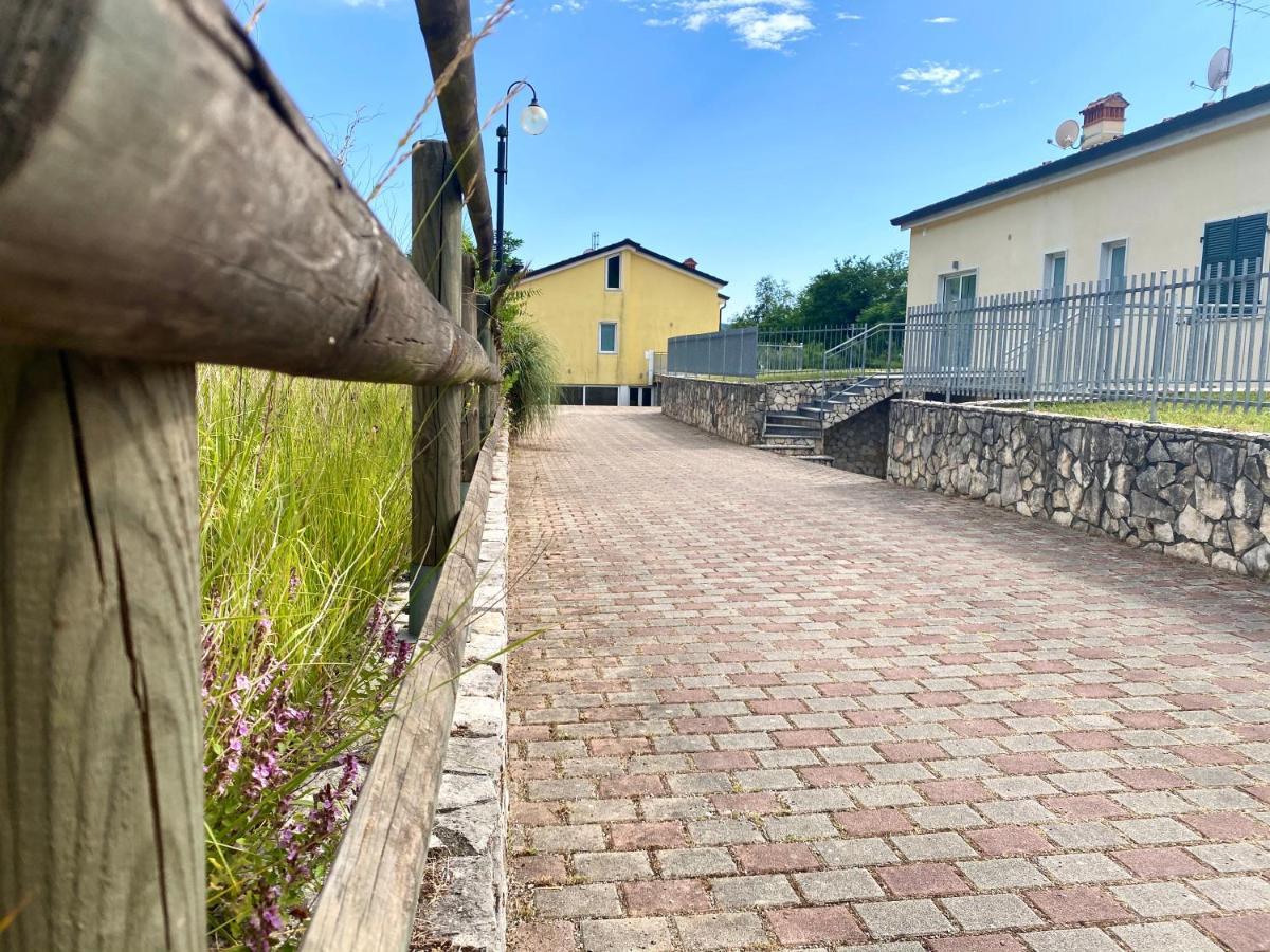 Le Village Sarzana Eksteriør bilde