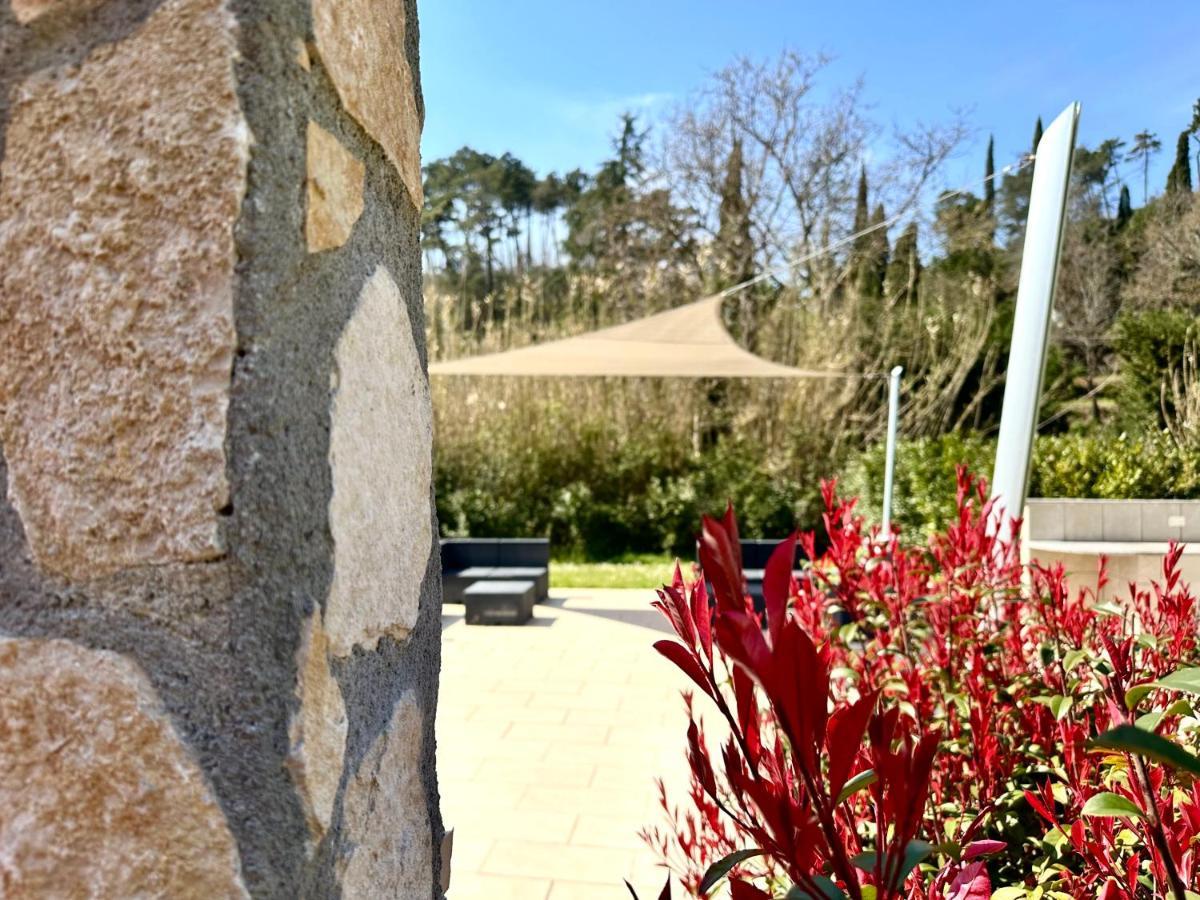 Le Village Sarzana Eksteriør bilde